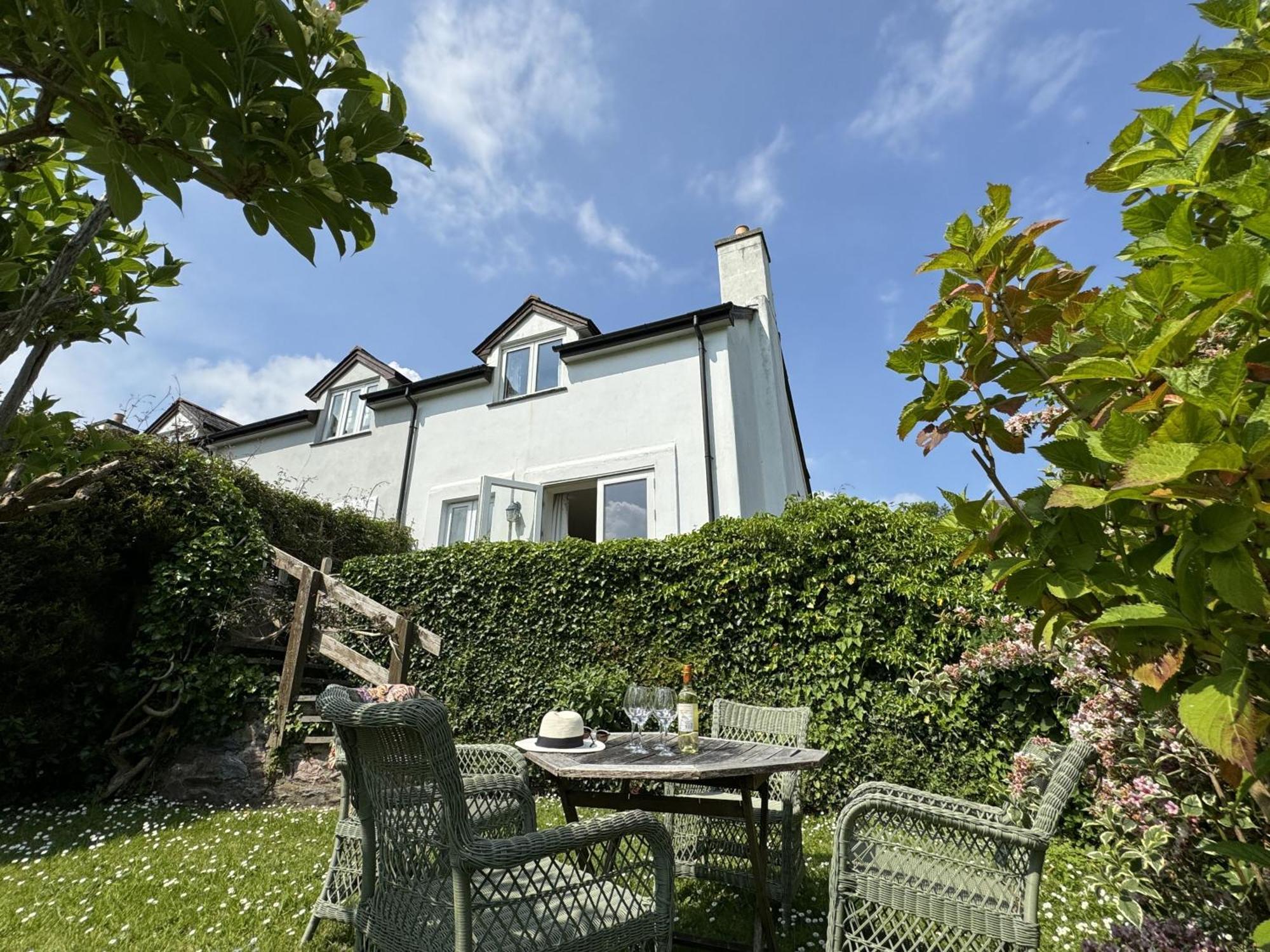 Primrose Cottage - South Facing Cottage In The Heart Of Dittisham Kültér fotó